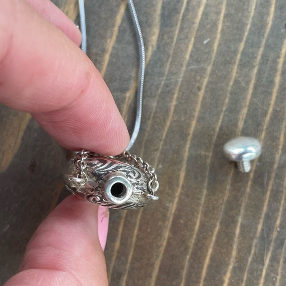 Vintage Perfume Bottle Necklace - Picture 4 of 4